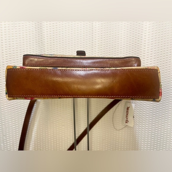 Patricia Nash Gold Floral Crossbody Bag - Picture 3 of 7
